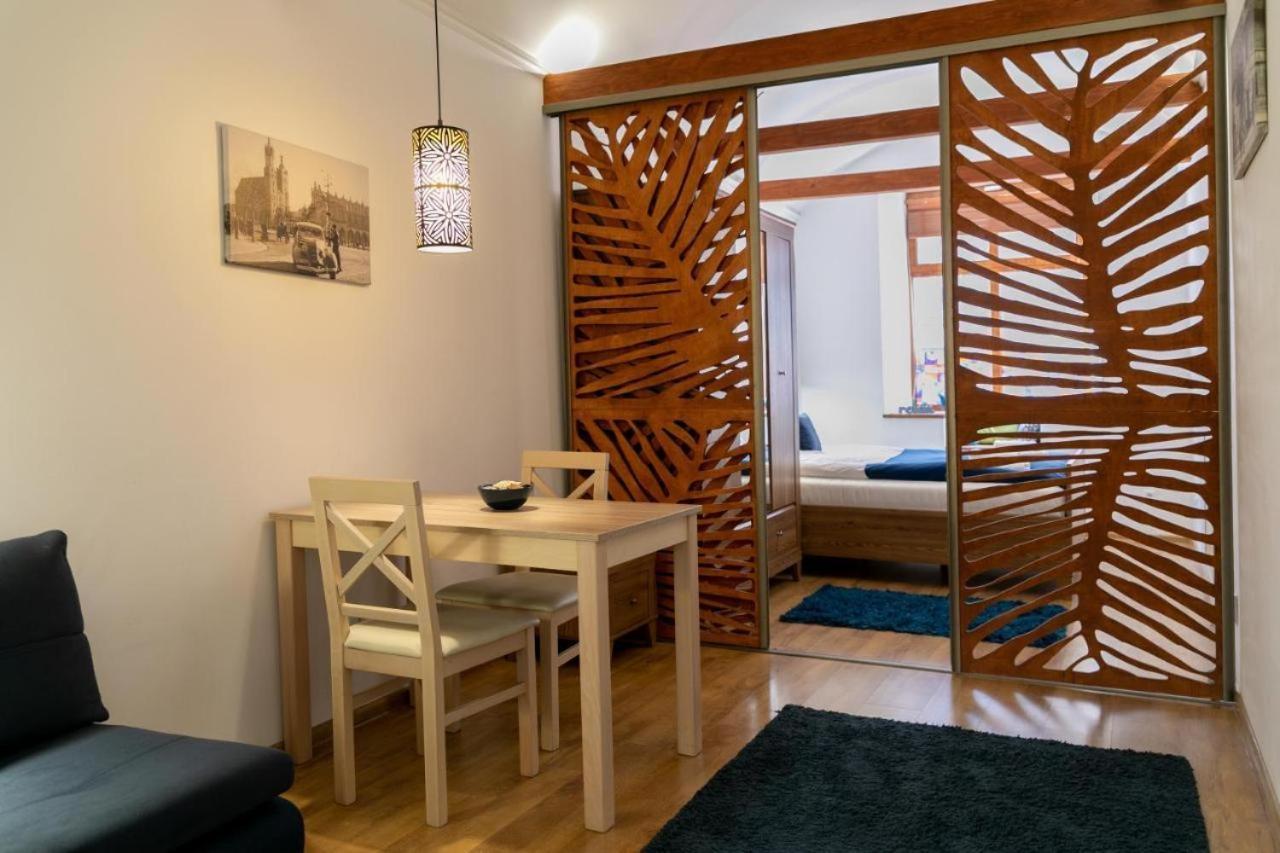 Cozy Studio On Wielopole Street. Краков Экстерьер фото